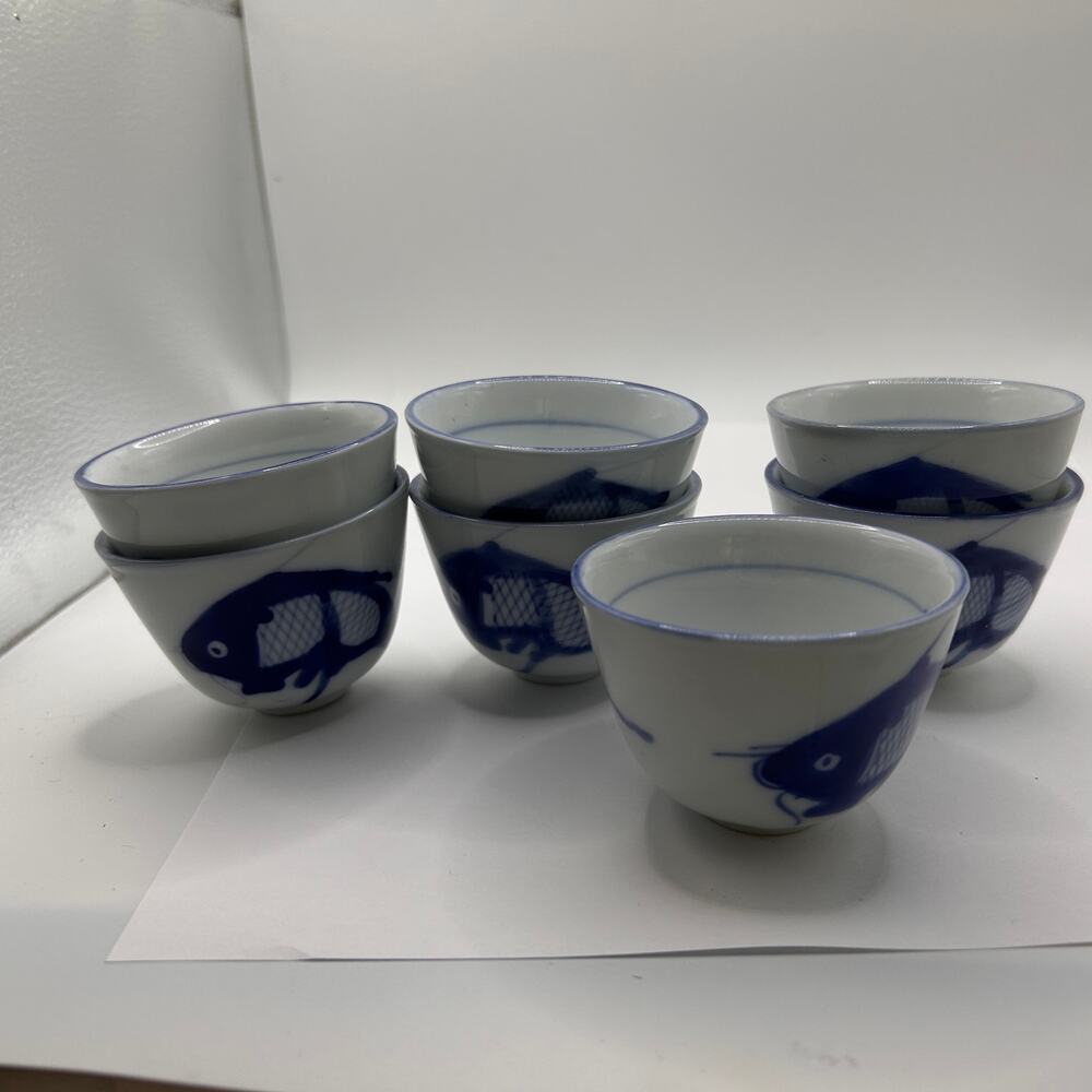 Lot of 7 Chinese Porcelain Hand Painted Blue & White Koi Fish Rice Tea Cups Sake